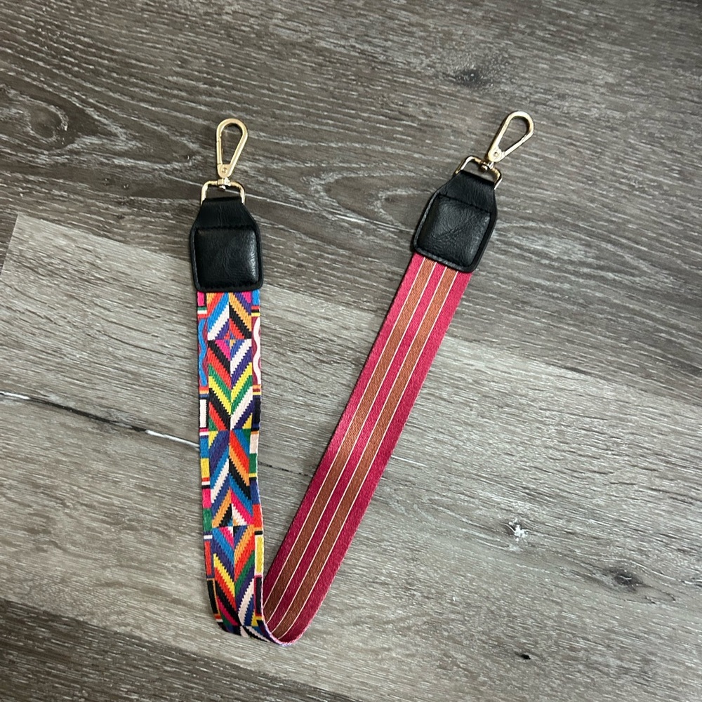 Multicolor Geometric Pattern Strap - image 2